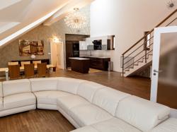 Аренда квартиры 4+кк 160 м2 в посольском районе, Прага 6