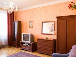 Prodej bytu 3+1, 86 m2 ve 5.NP v lázeňské zóně Karlových Varu