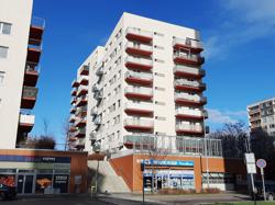 Аренда квартиры 3+кк, Stodůlky, Praha 5, ul. Petržilkova.